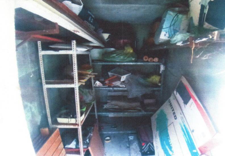 Photo 10