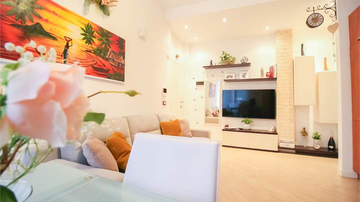 APPARTAMENTO CON DUE CAMERE - PADERNO DUGNANO (MI)